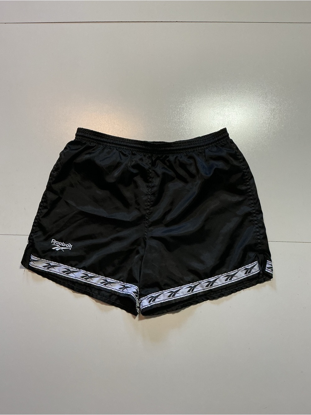 Vintage Reebok Monogram Logo Black & White Satin Glanz Shiny Shorts